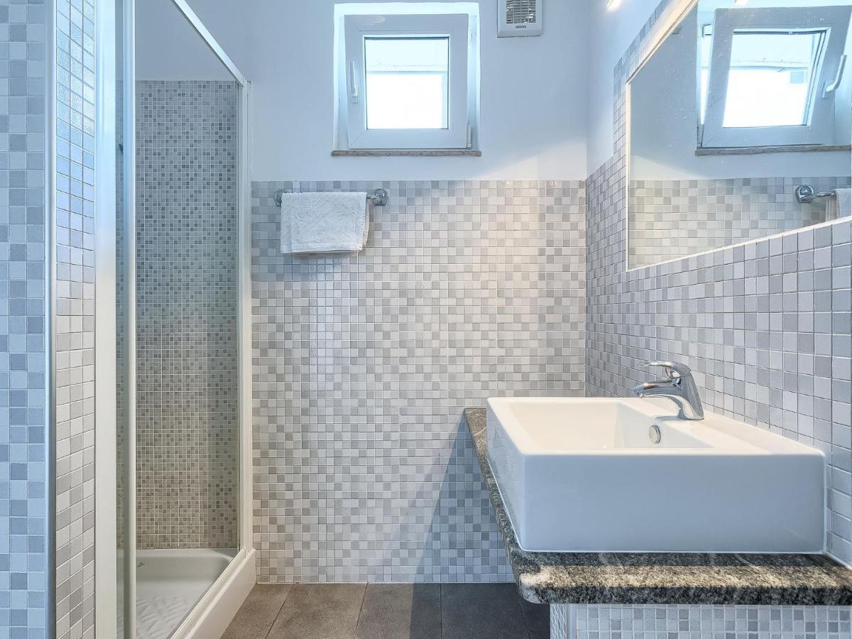 Apartment Nika-5 By Interhome Umag Luaran gambar